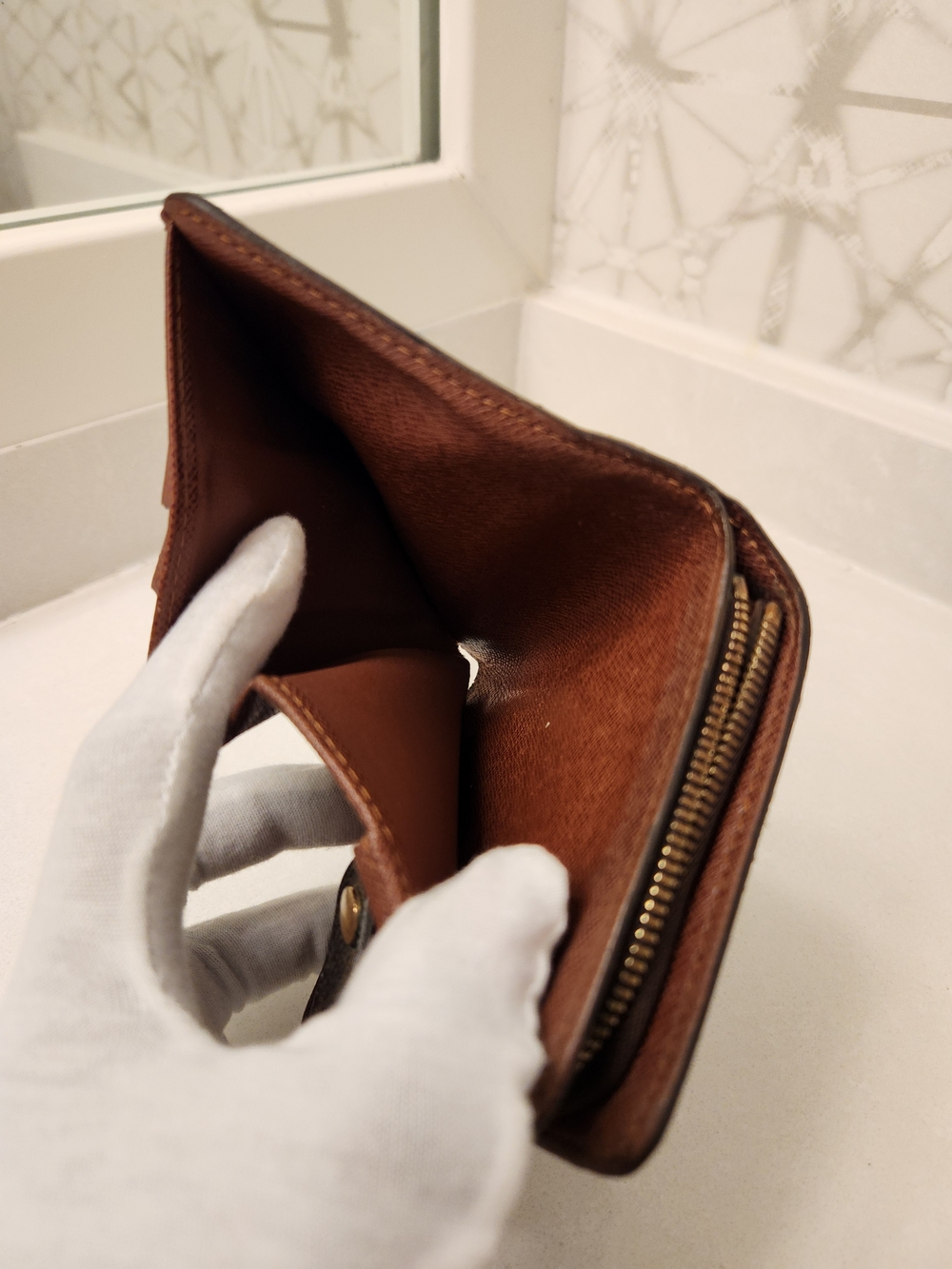 Louis Vuitton Monogram Canvas Zip Compact Wallet - Picture 6 of 13